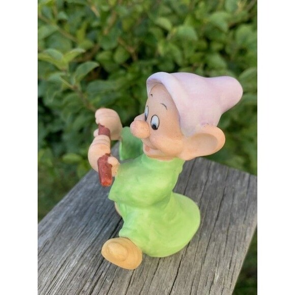 Disney Dopey Playing Flute Figurine 3" – Sri Lanka - Picture 2 of 4